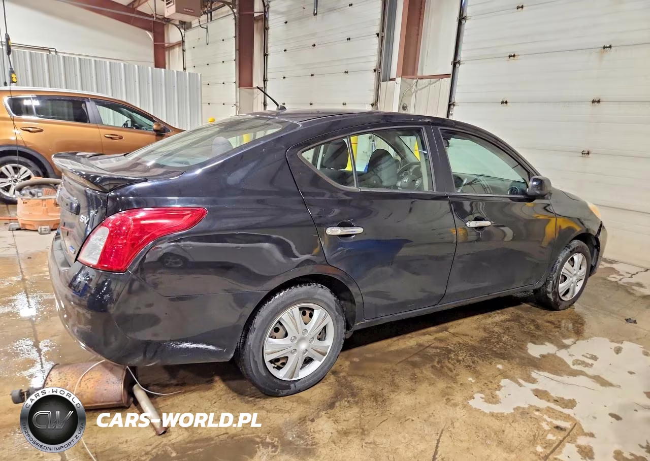 2013 Nissan Versa 1.6 S VIN:3N1CN7APXDL880686 - 3
