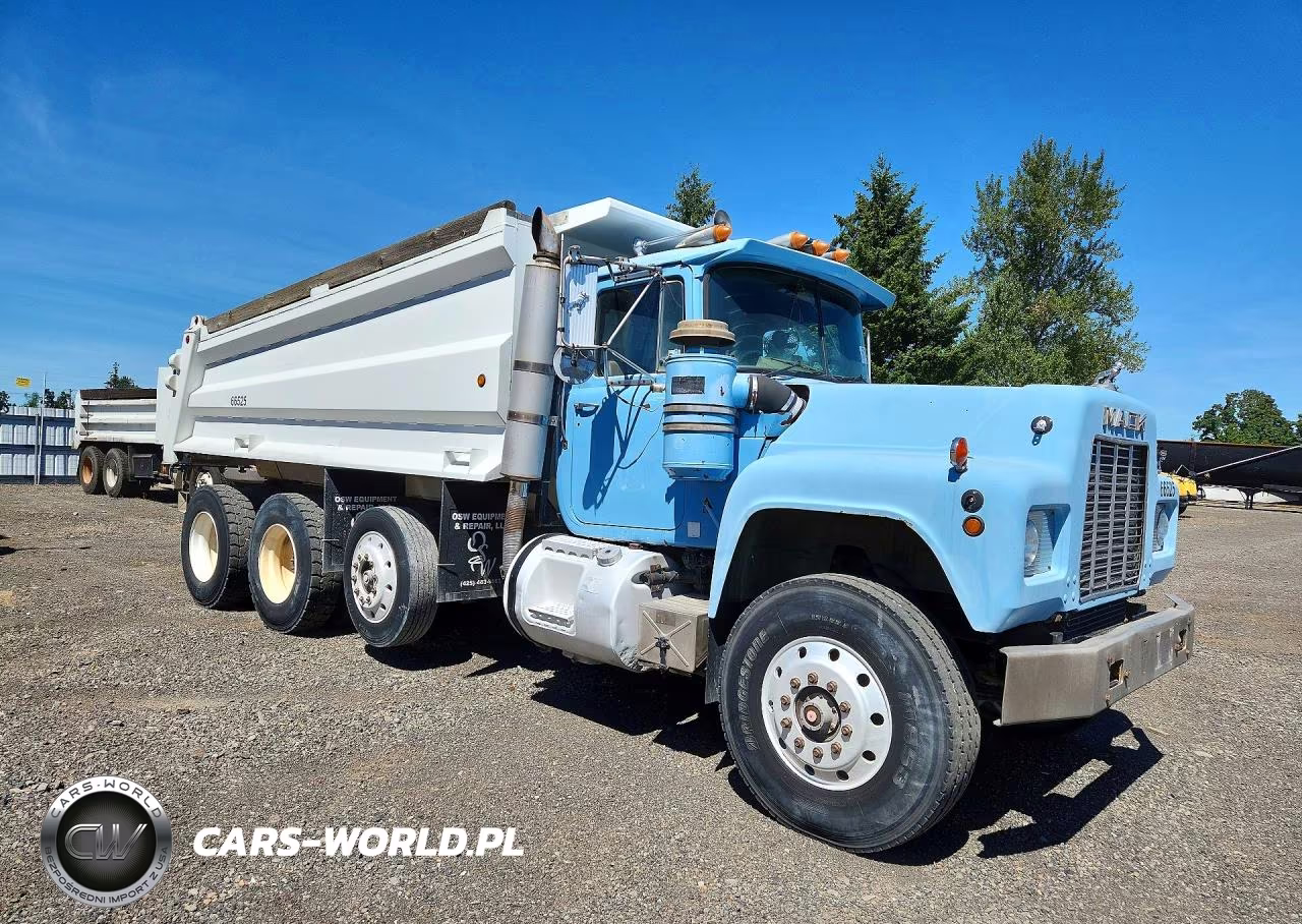 1990 Mack Rb688S Dump Truck VIN:1M2P270CXLM008837 - 4