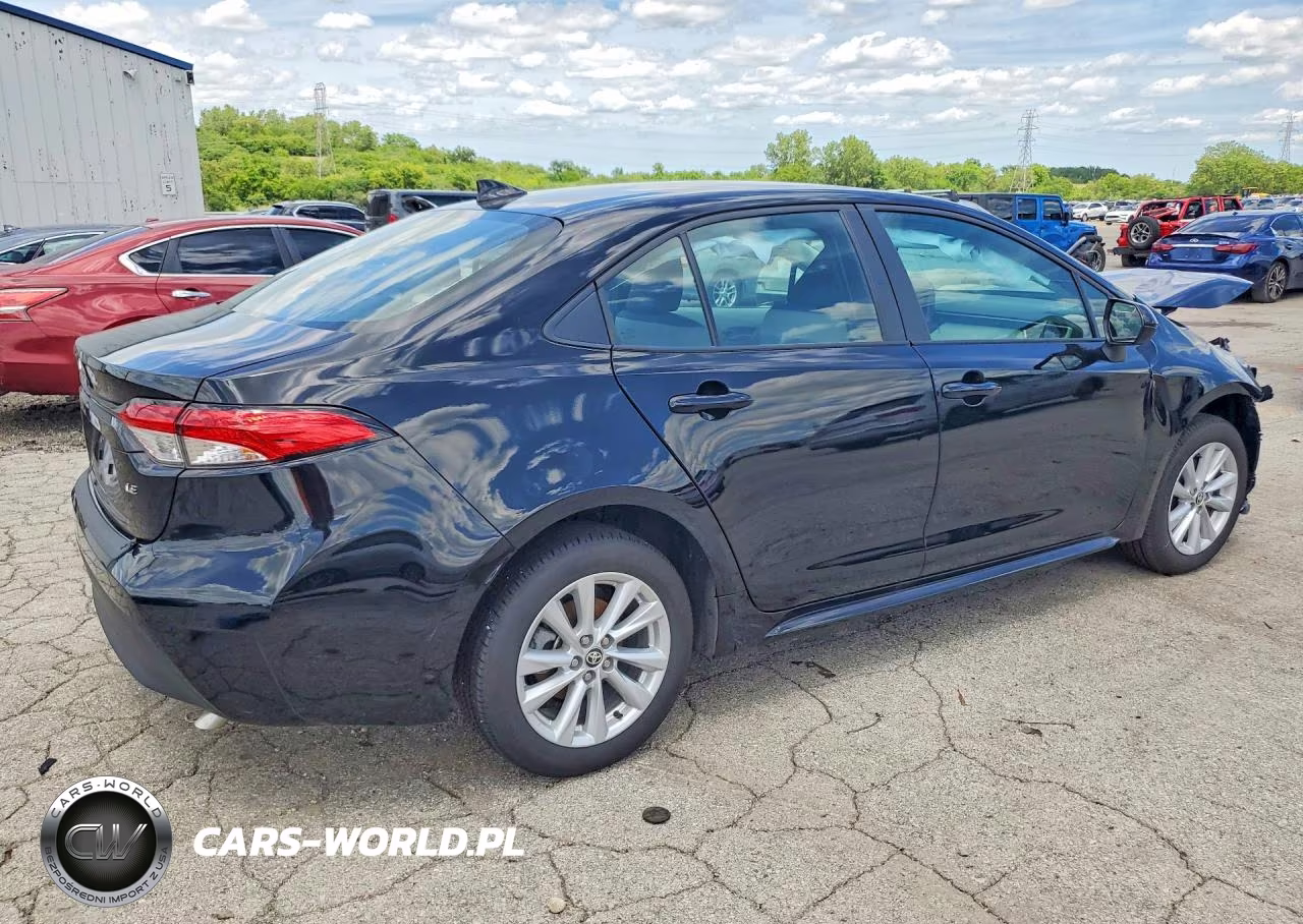 2026 Toyota Corolla Le VIN:5YFB4MDE6TP365965 - 3