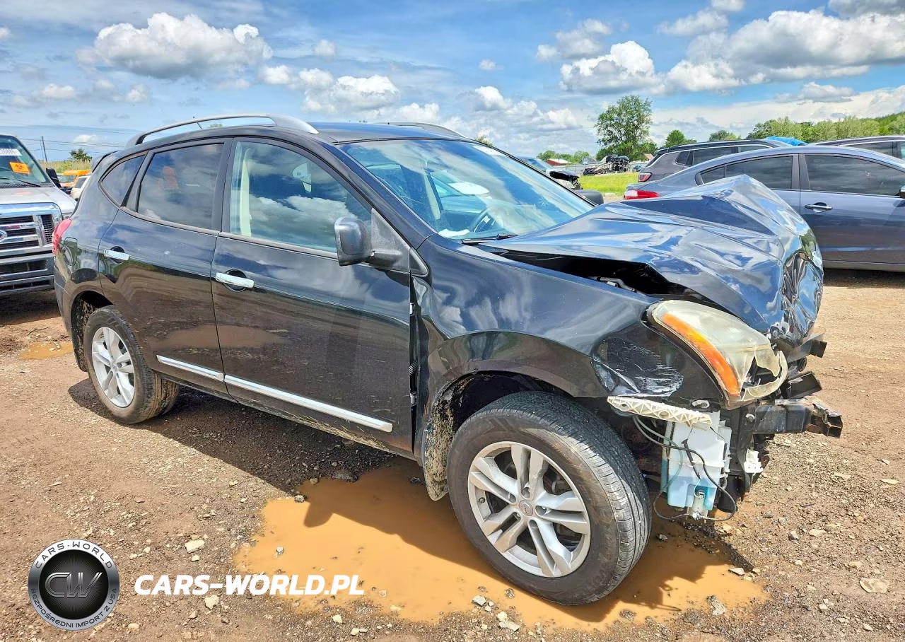 2015 Nissan Rogue Select S VIN:JN8AS5MV0FW756892 - 4