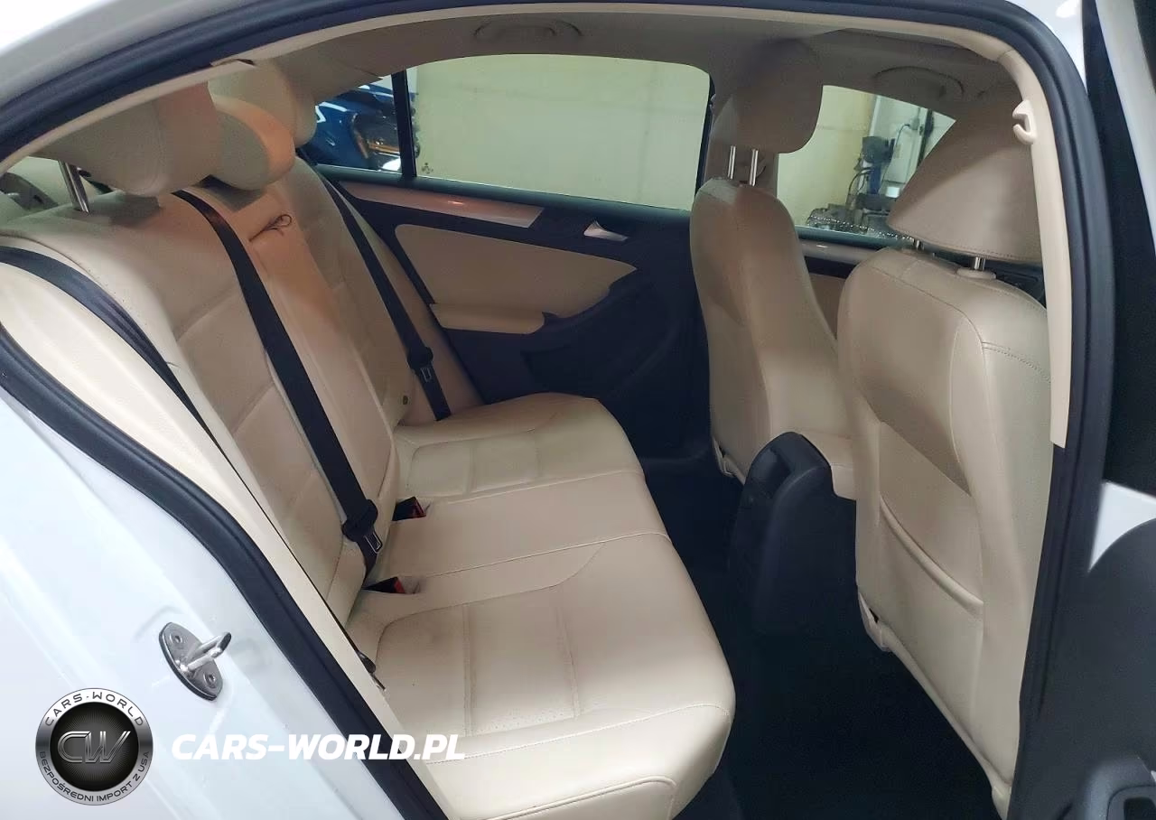 2017 Volkswagen Jetta Se VIN:3VWDB7AJ5HM327124 - 10