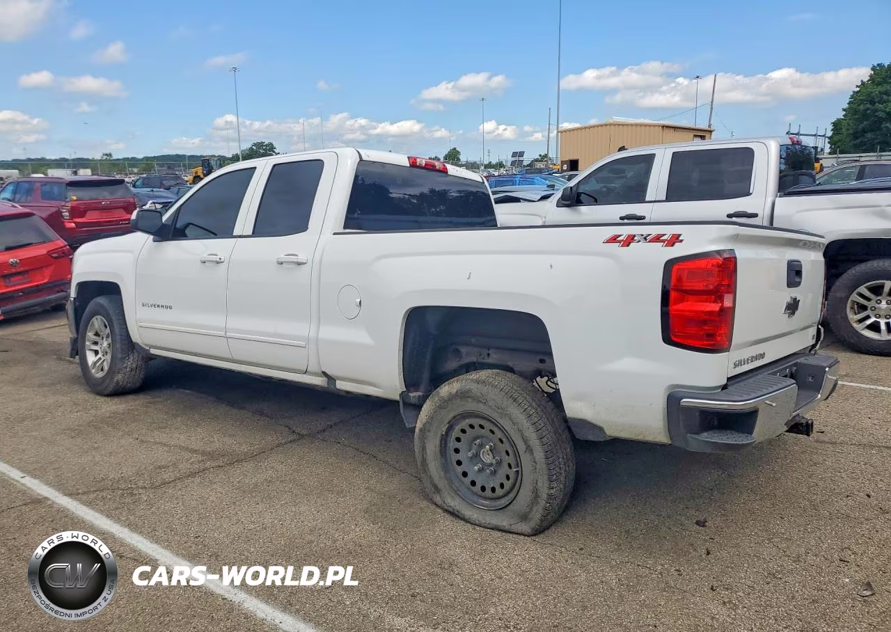 2018 Chevrolet Silverado K1500 Lt VIN:1GCVKREC3JZ229812 - 2