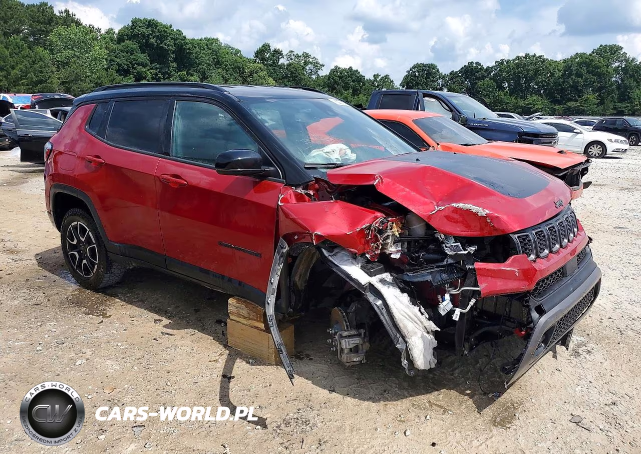 2025 Jeep Compass Trailhawk VIN:3C4NJDDN7ST522601 - 4