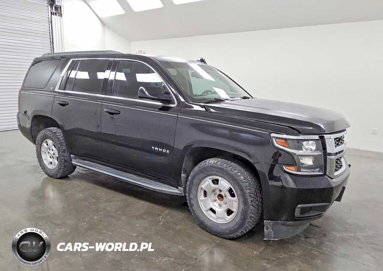 2017 Chevrolet Tahoe C1500 Lt VIN:1GNSCBKC8HR162704 - 4