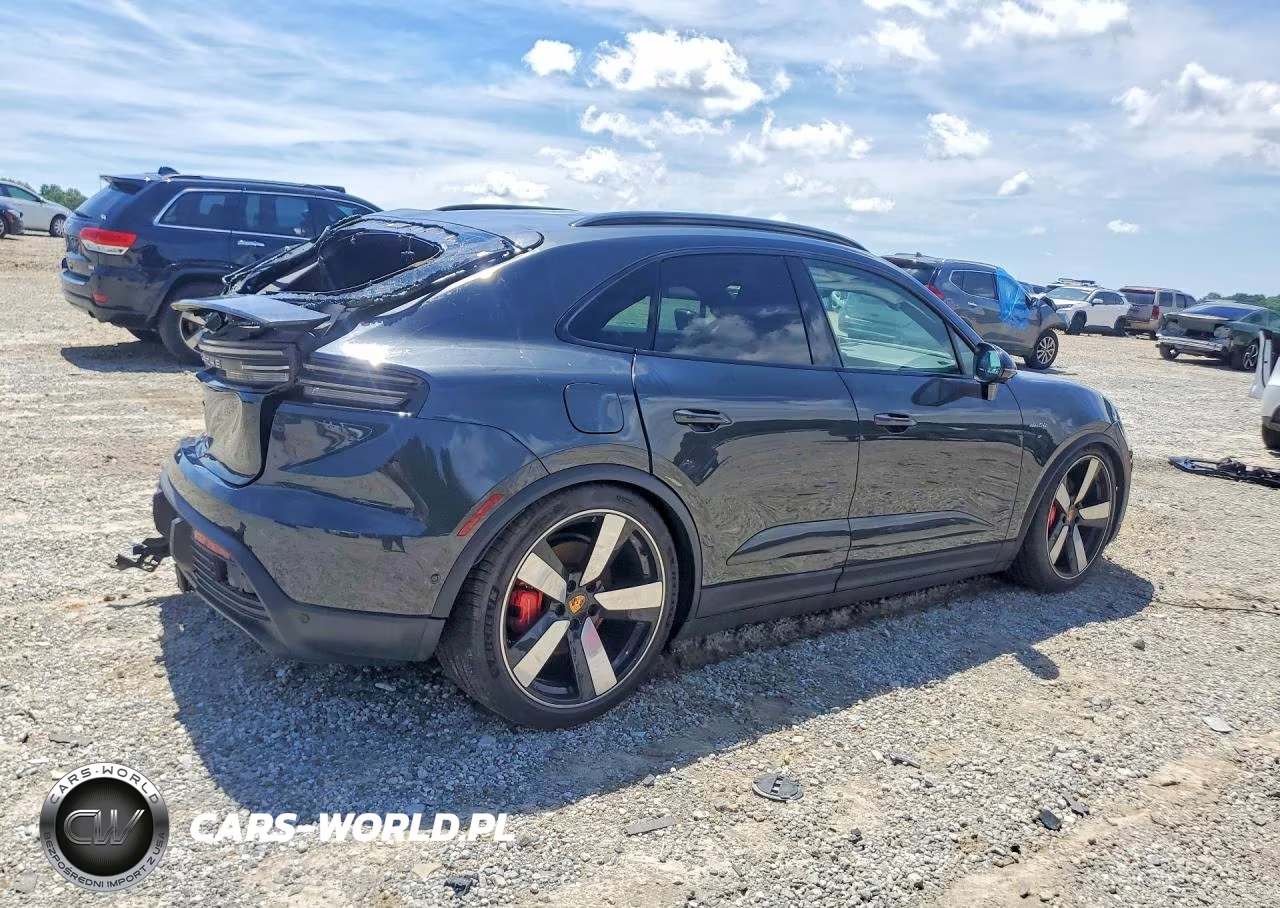 2026 Porsche Macan 4S VIN:WP1AB2XA9TL150163 - 3
