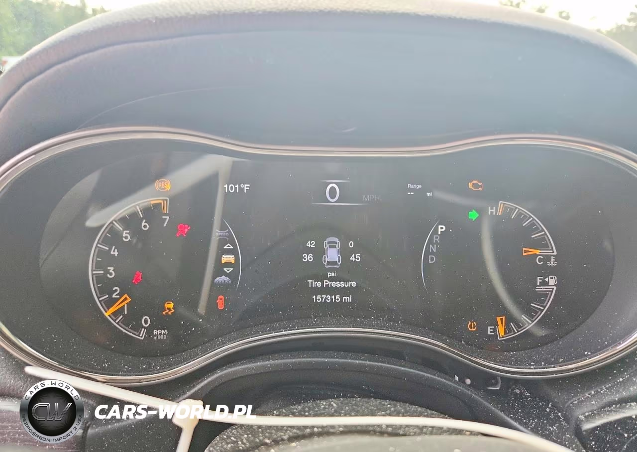 2019 Jeep Grand Cherokee Overland VIN:1C4RJFCG7KC831075 - 9