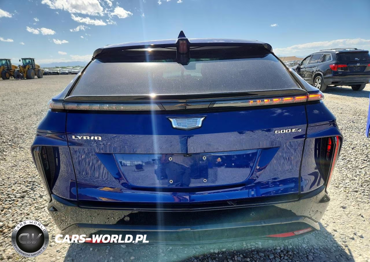 2024 Cadillac Lyriq Sport VIN:1GYKPTRL0RZ110391 - 6