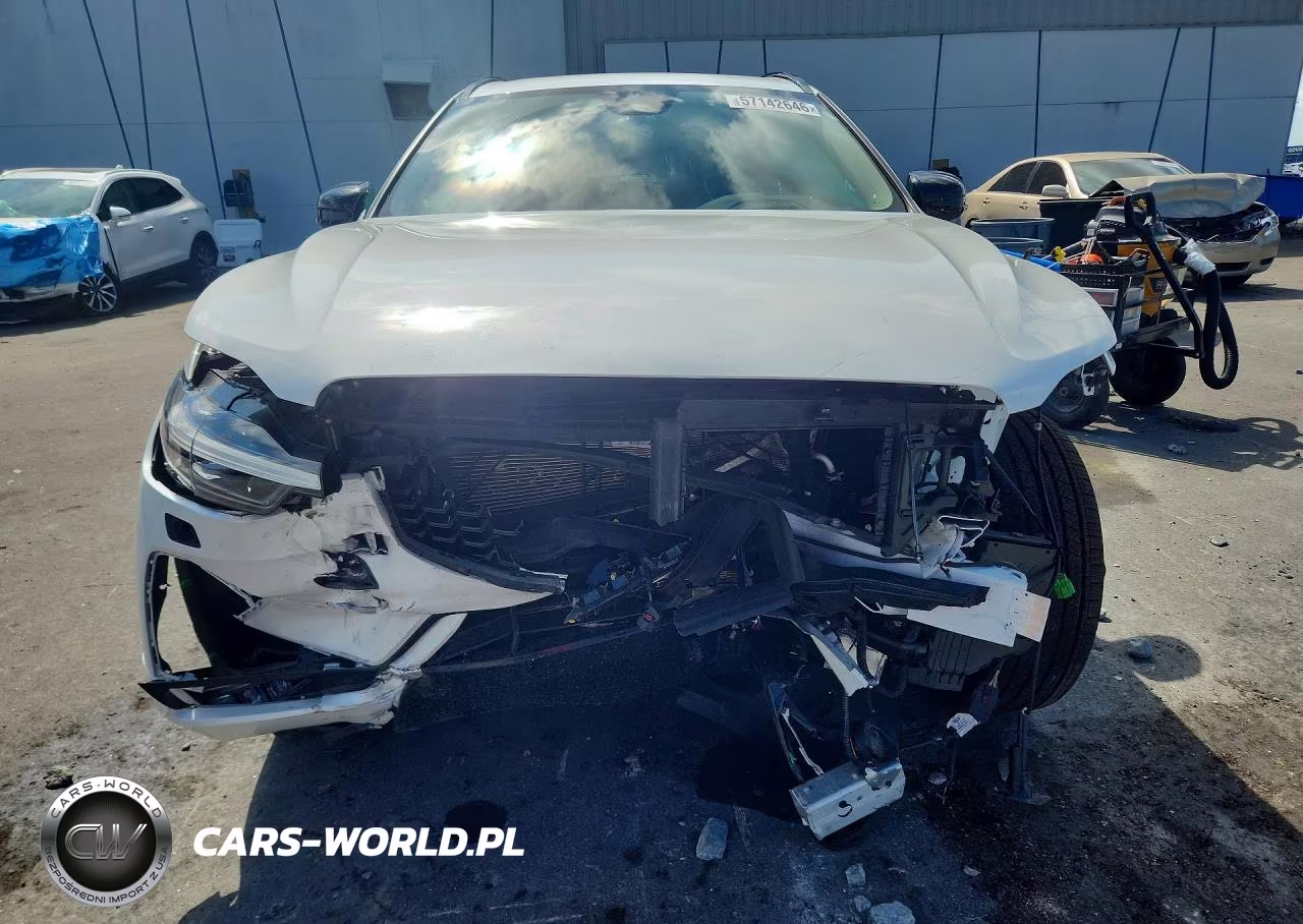 2025 Volvo Xc60 Ultra VIN:YV4M12RM4S1016504 - 5