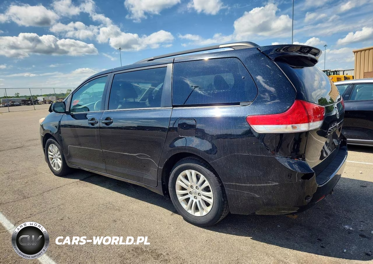 2014 Toyota Sienna Xle 8-Passenger VIN:5TDYK3DC4ES483242 - 2