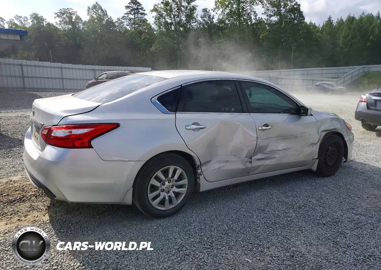 2017 Nissan Altima 2.5 S VIN:1N4AL3AP3HC229474 - 3