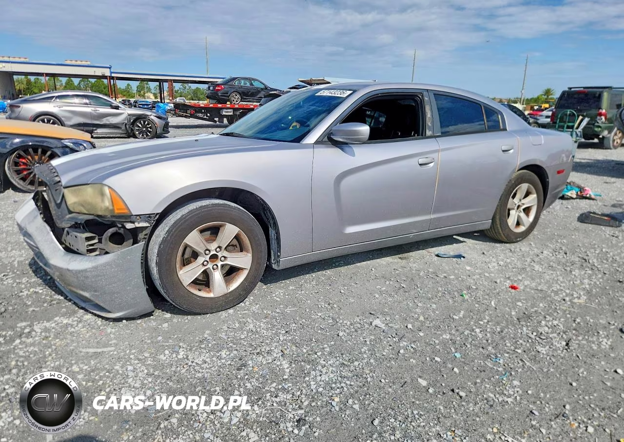 2014 Dodge Charger Se – zdjęcie 1 z 12