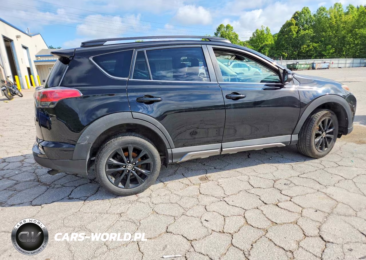 2018 Toyota Rav4 Adventure VIN:2T3RFREVXJW747827 - 3