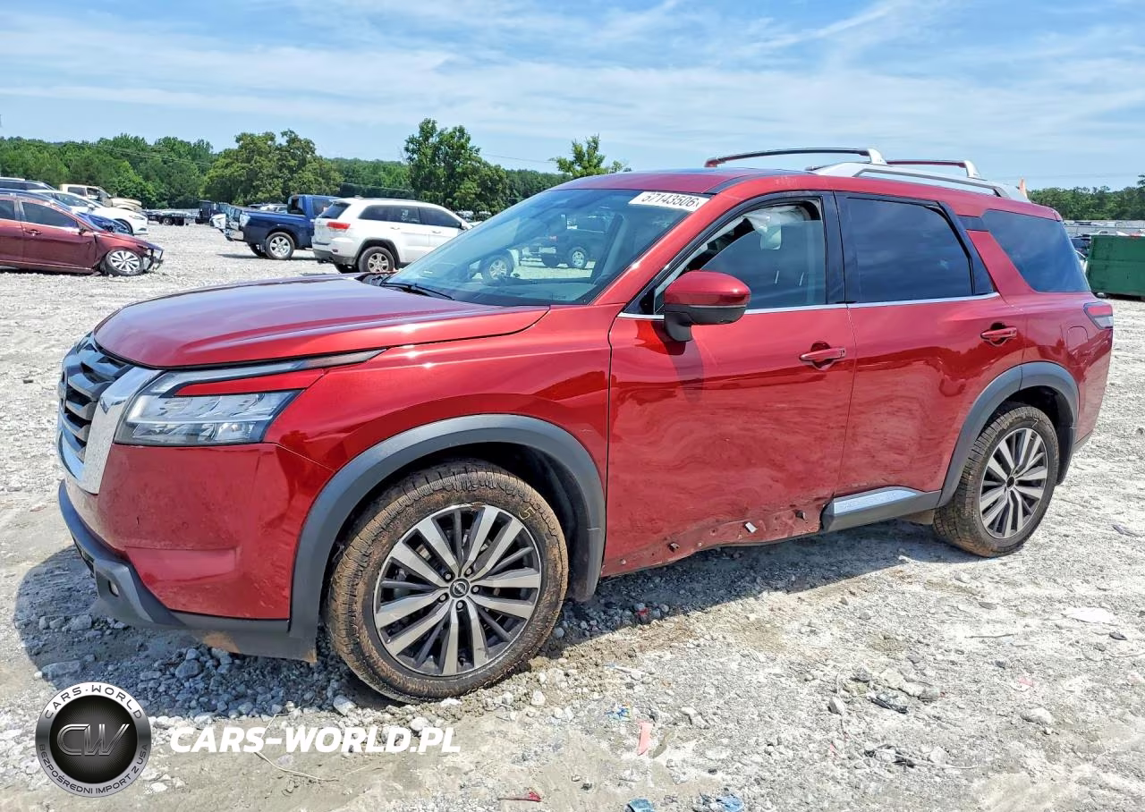 2022 Nissan Pathfinder Platinum