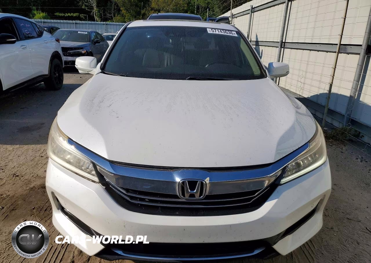 2017 Honda Accord Touring Hybrid VIN:JHMCR6F71HC006019 - 5
