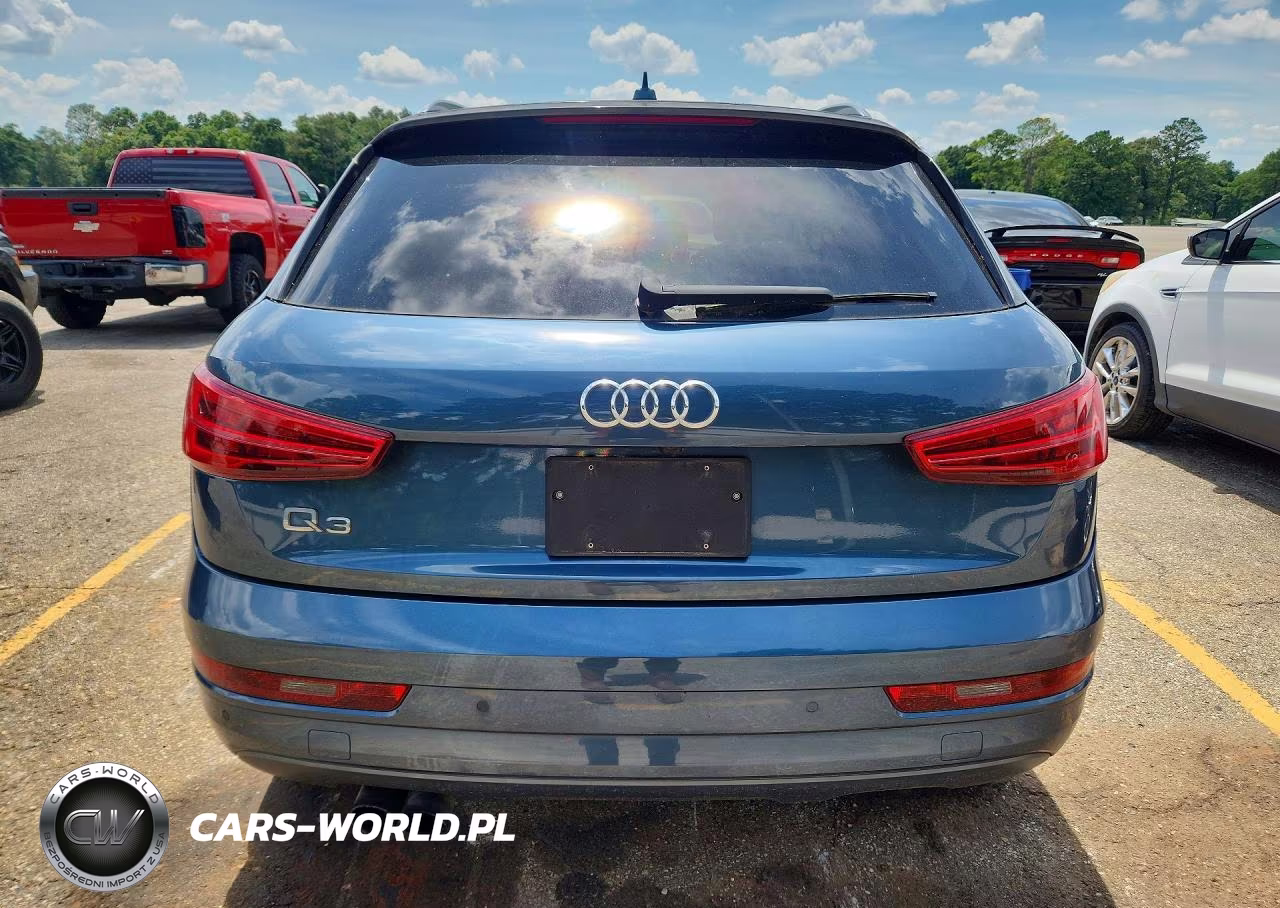 2017 Audi Q3 Premium VIN:WA1BCCFS8HR008830 - 6