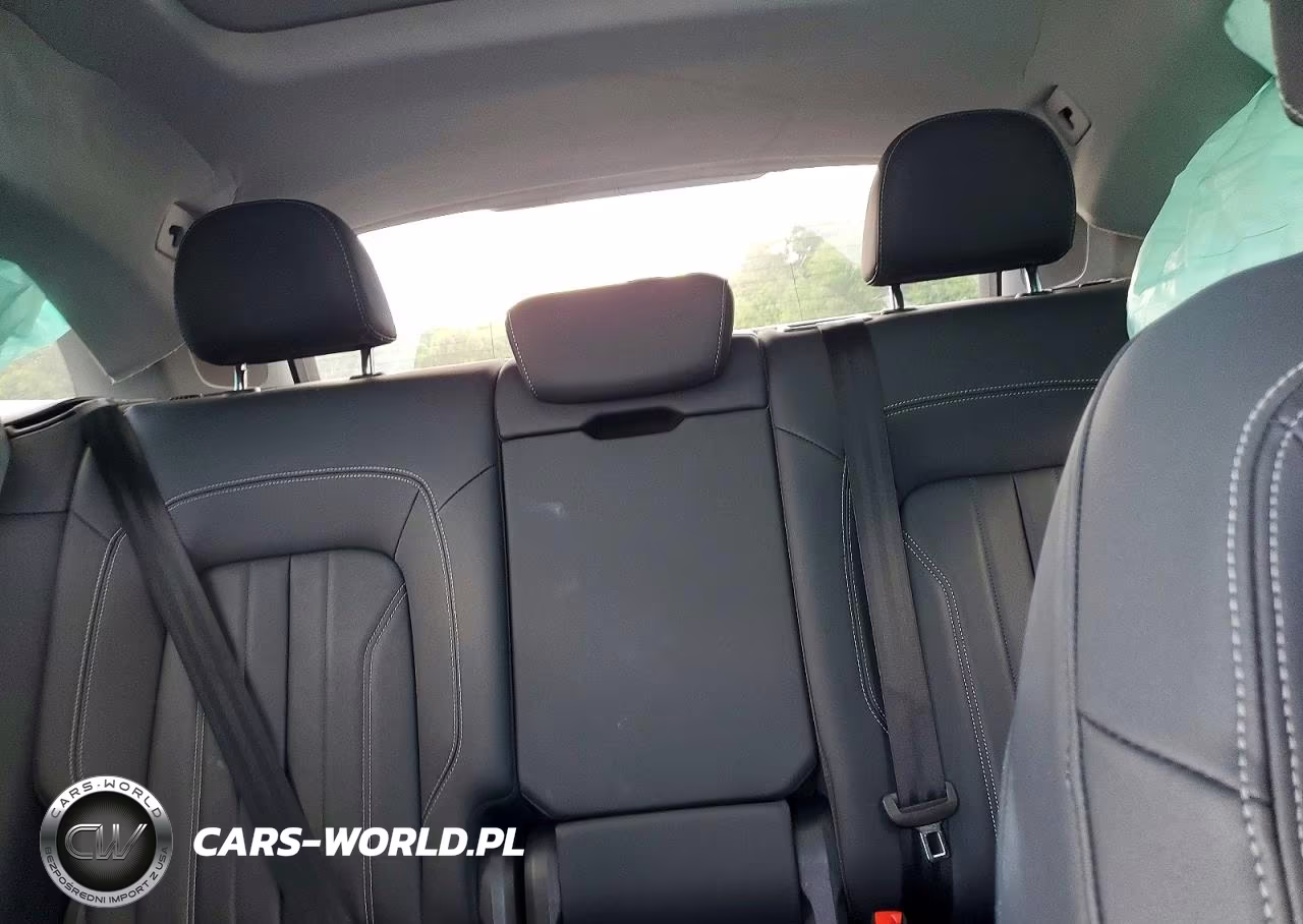 2022 Audi Q5 Premium Plus 45 VIN:WA1EAAFY5N2065616 - 10