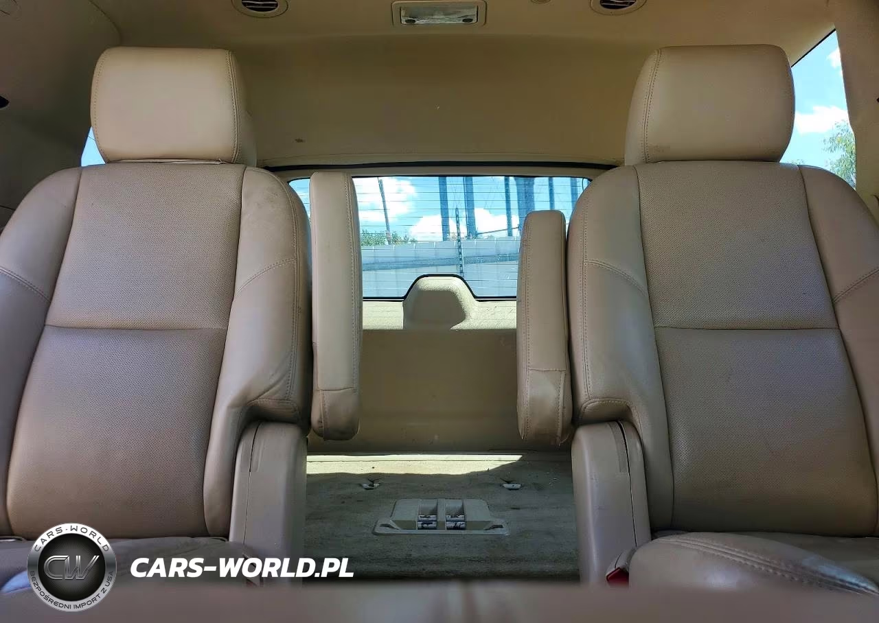 2011 Cadillac Escalade VIN:1GYS4AEF6BR329925 - 10