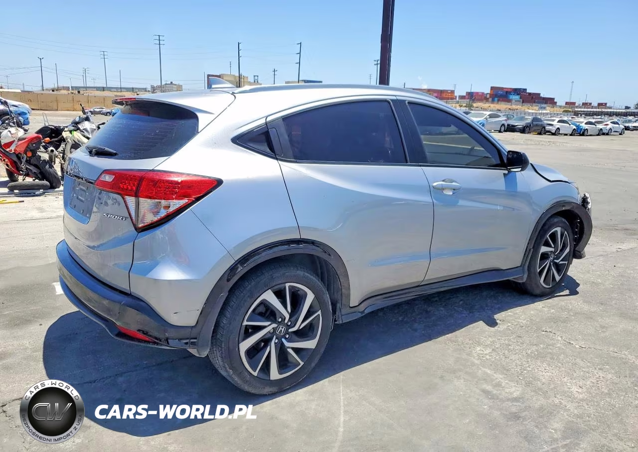 2019 Honda Hr-V Sport VIN:3CZRU5H12KM723171 - 3