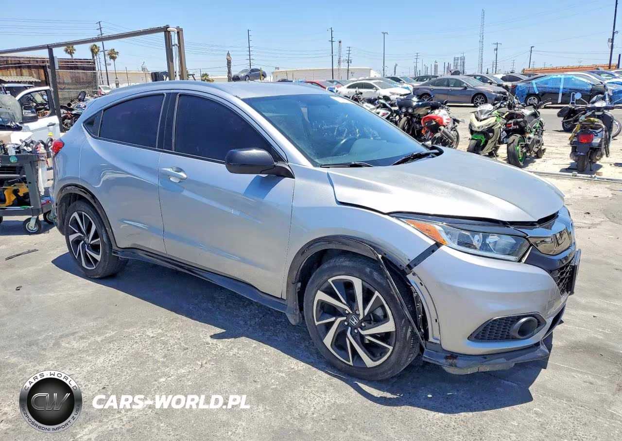 2019 Honda Hr-V Sport VIN:3CZRU5H12KM723171 - 4