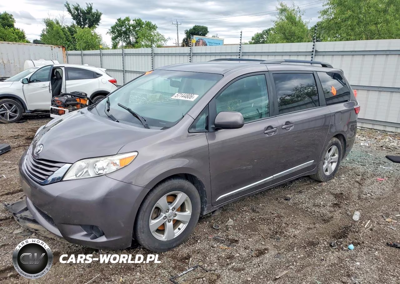 2017 Toyota Sienna Le