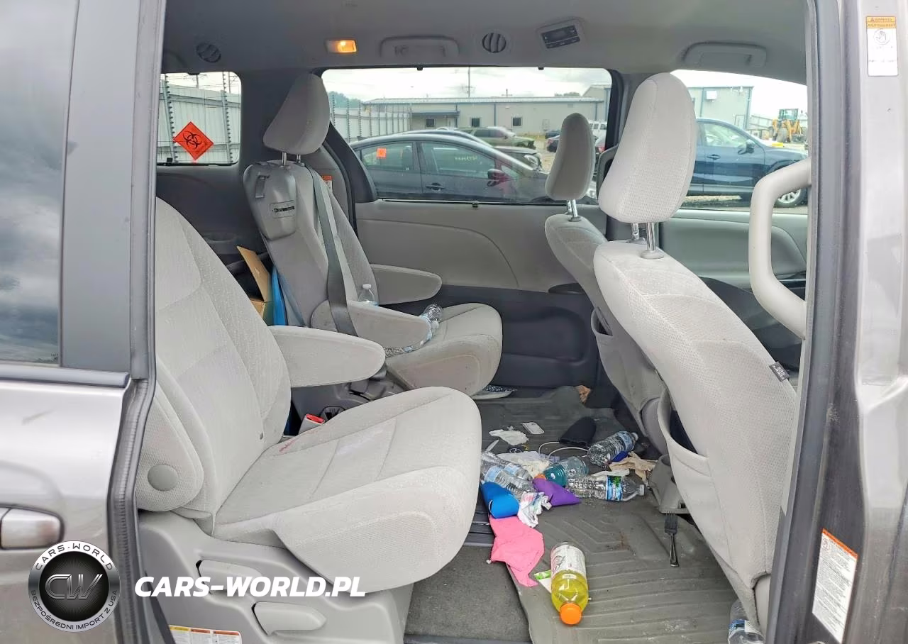 2017 Toyota Sienna Le VIN:5TDKZ3DC5HS817378 - 11