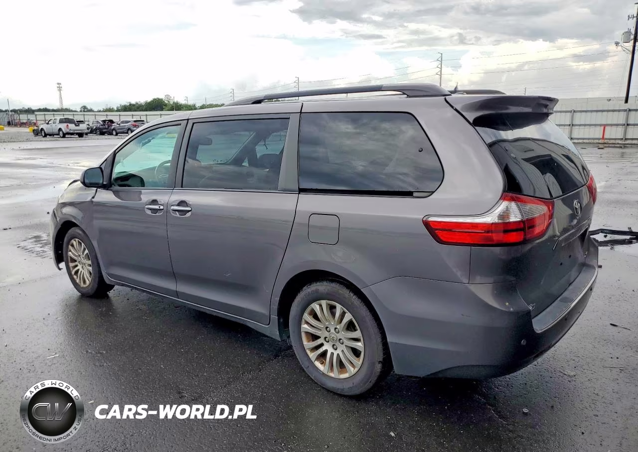 2017 Toyota Sienna Xle 8-Passenger VIN:5TDYZ3DC3HS812741 - 2