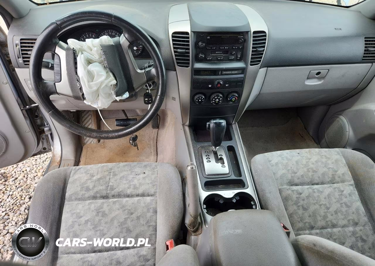 2006 Kia Sorento Lx VIN:KNDJC733365563100 - 8