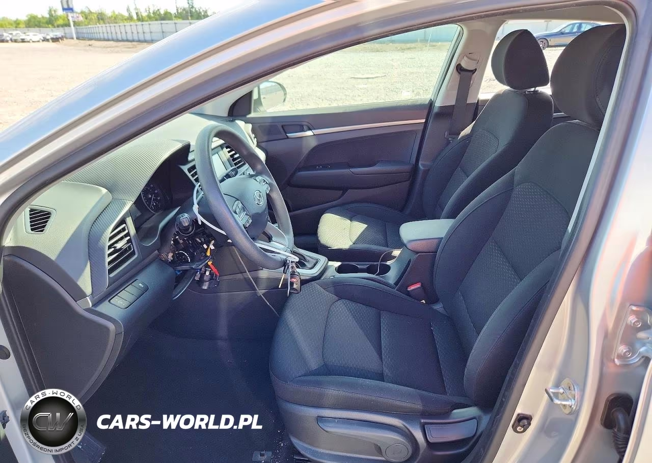 2019 Hyundai Elantra Se VIN:KMHD74LF6KU781182 - 7