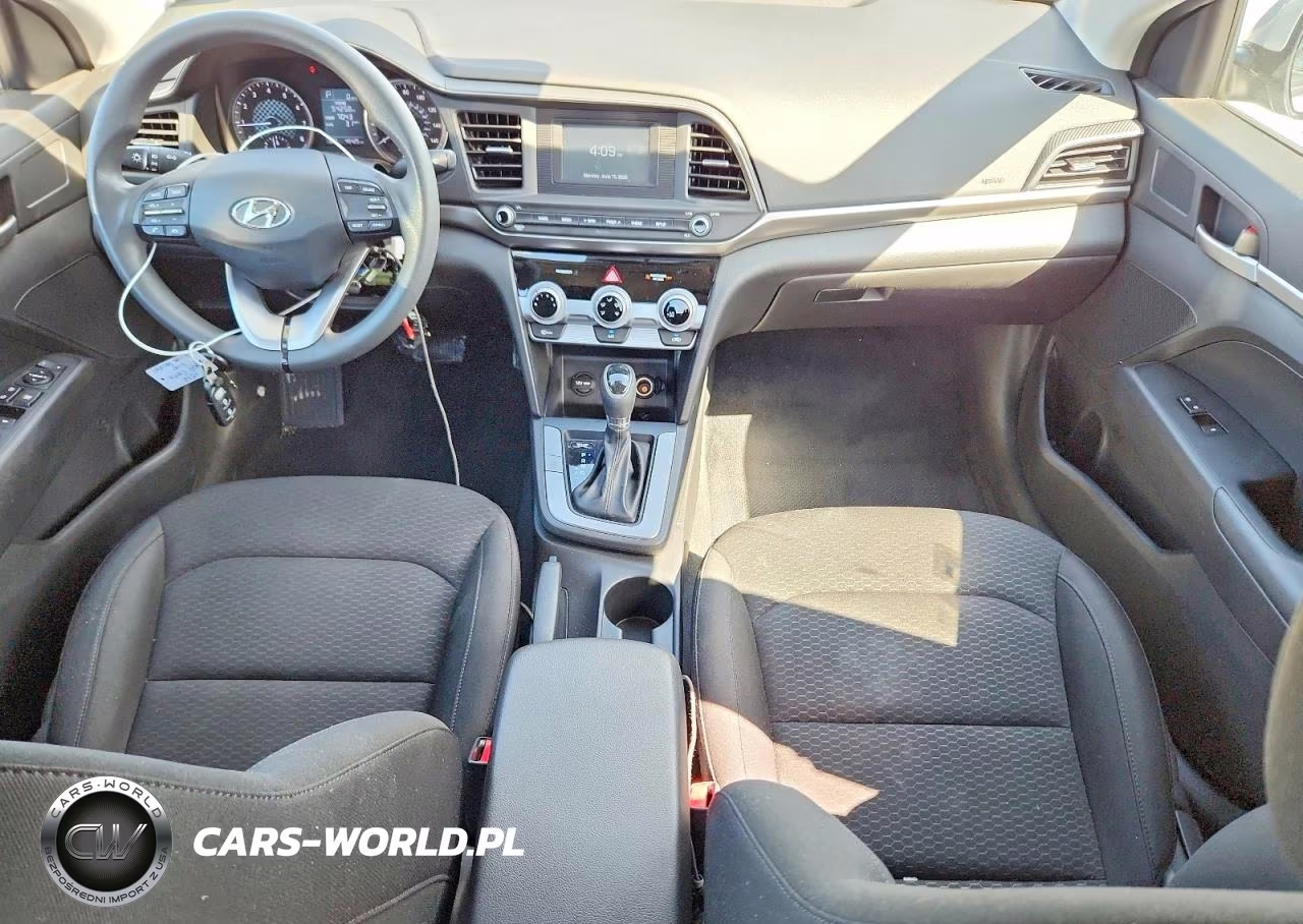 2019 Hyundai Elantra Se VIN:KMHD74LF6KU781182 - 8