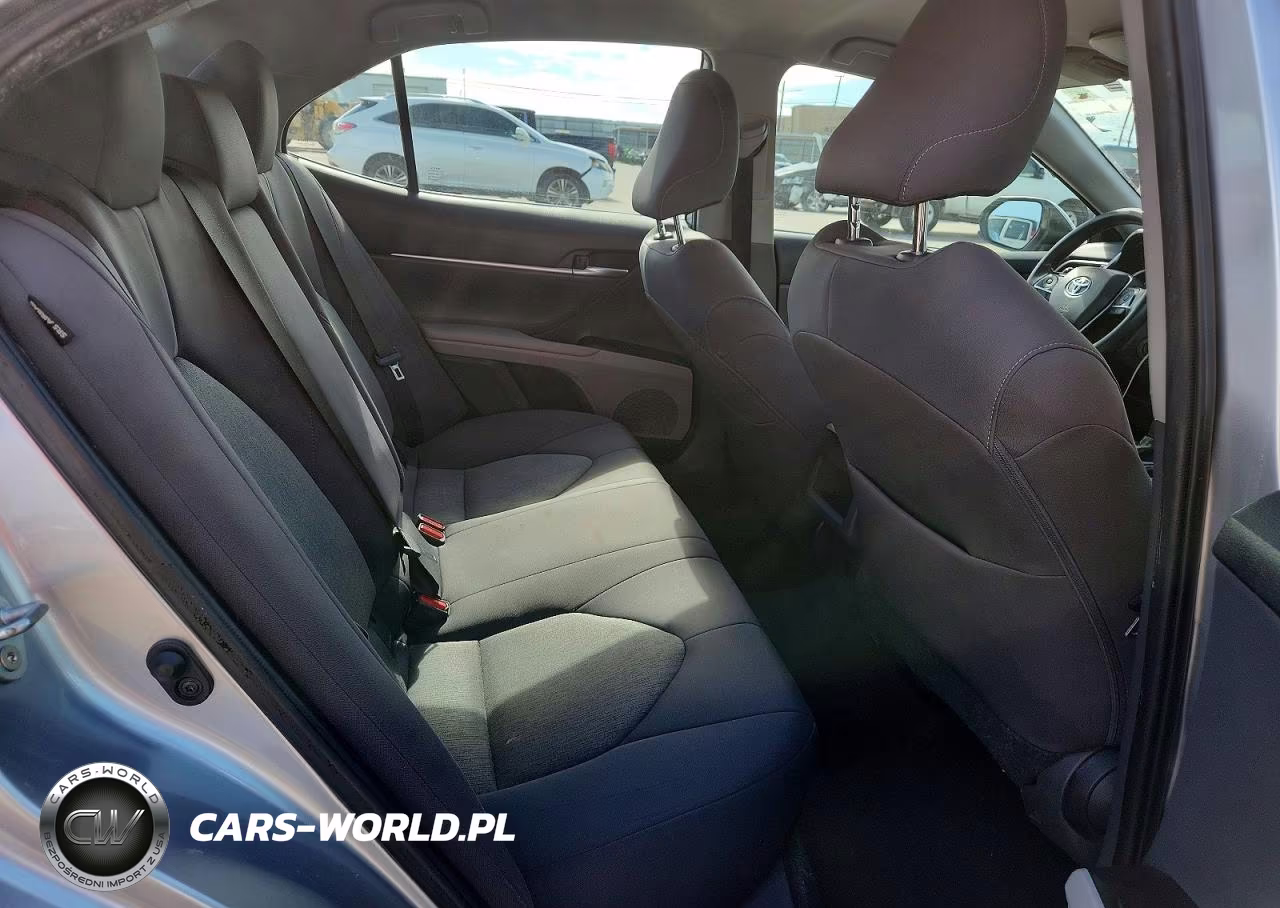 2021 Toyota Camry Le VIN:4T1C11AK7MU541198 - 10
