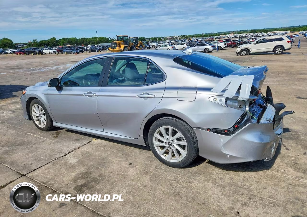 2021 Toyota Camry Le VIN:4T1C11AK7MU541198 - 2