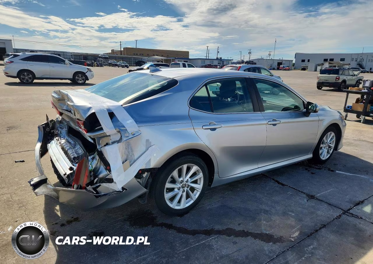 2021 Toyota Camry Le VIN:4T1C11AK7MU541198 - 3