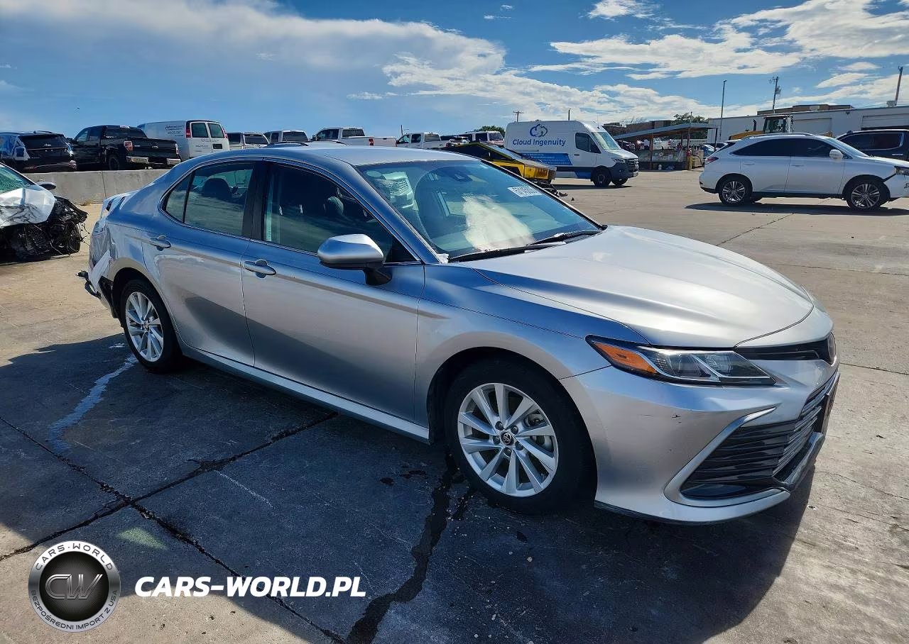 2021 Toyota Camry Le VIN:4T1C11AK7MU541198 - 4