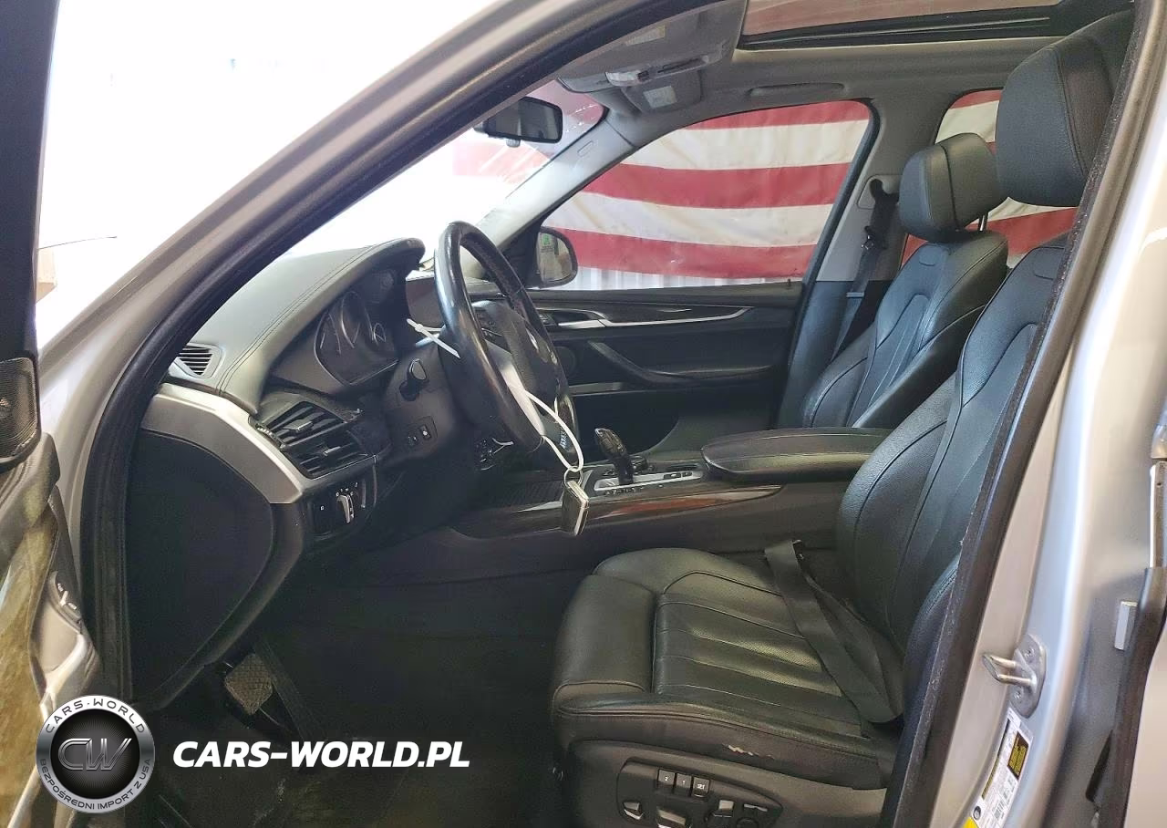 2015 BMW X5 xDrive50I VIN:5UXKR6C55F0J78857 - 7