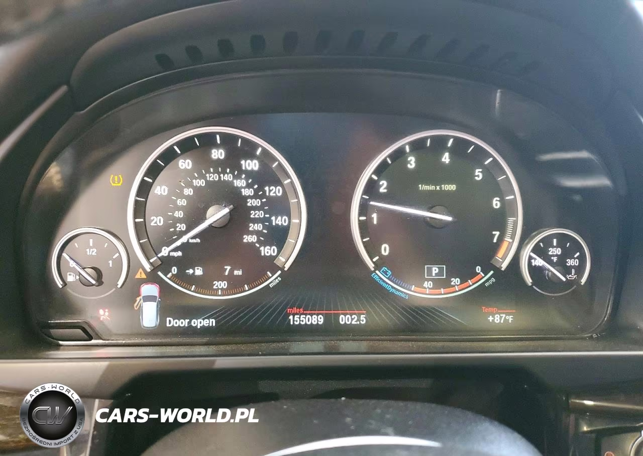 2015 BMW X5 xDrive50I VIN:5UXKR6C55F0J78857 - 9