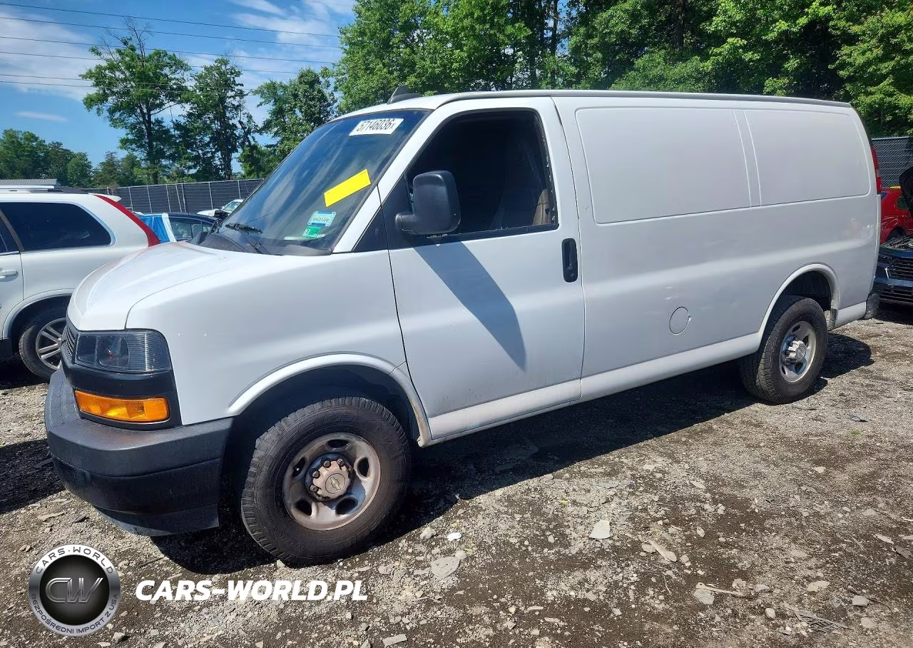 2021 Chevrolet Express 2500 Cargo Delivery Van – zdjęcie 1 z 13