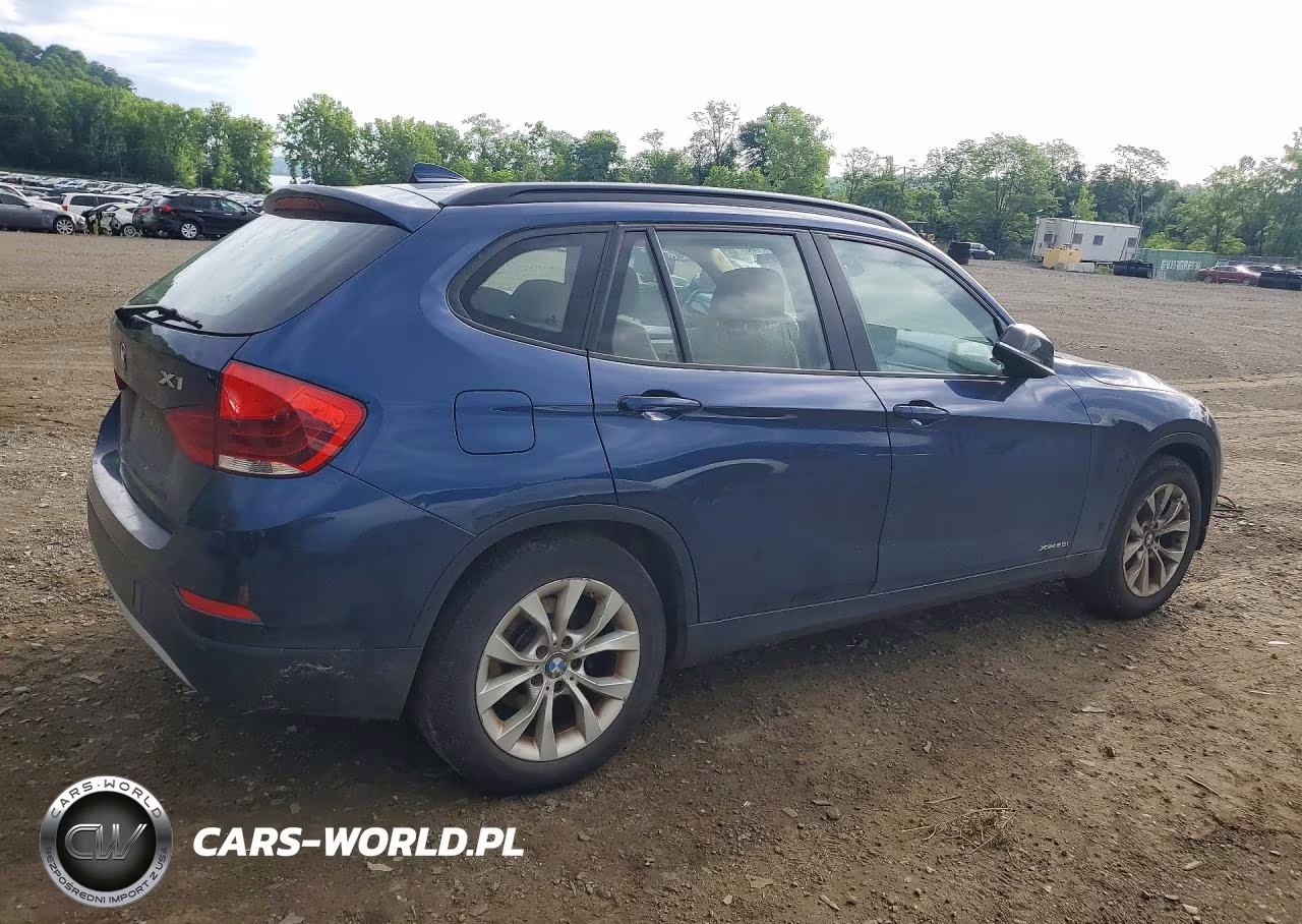 2013 BMW X1 xDrive28I VIN:WBAVL1C57DVR90256 - 3