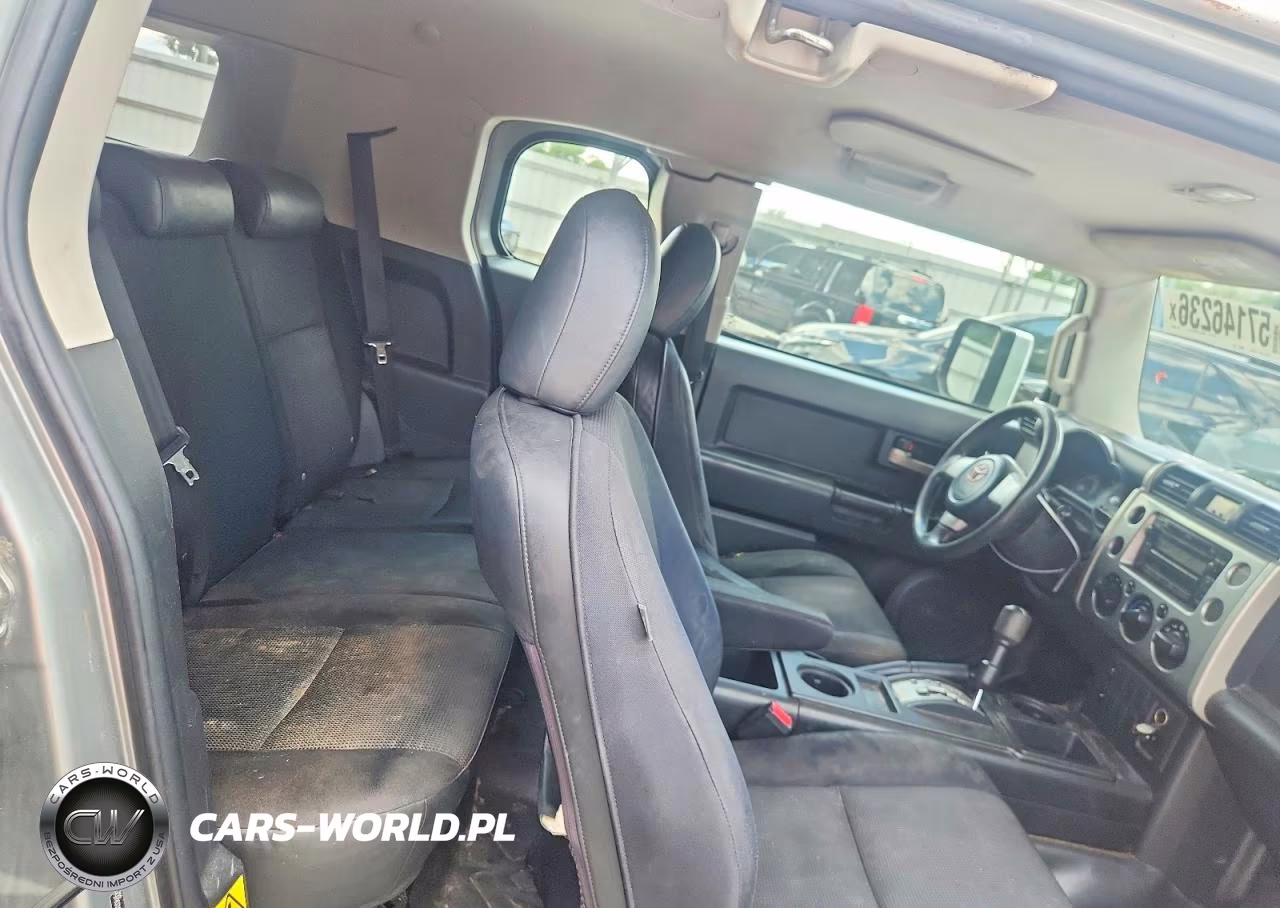 2010 Toyota Fj Cruiser Base VIN:JTEZU4BF4AK008656 - 11