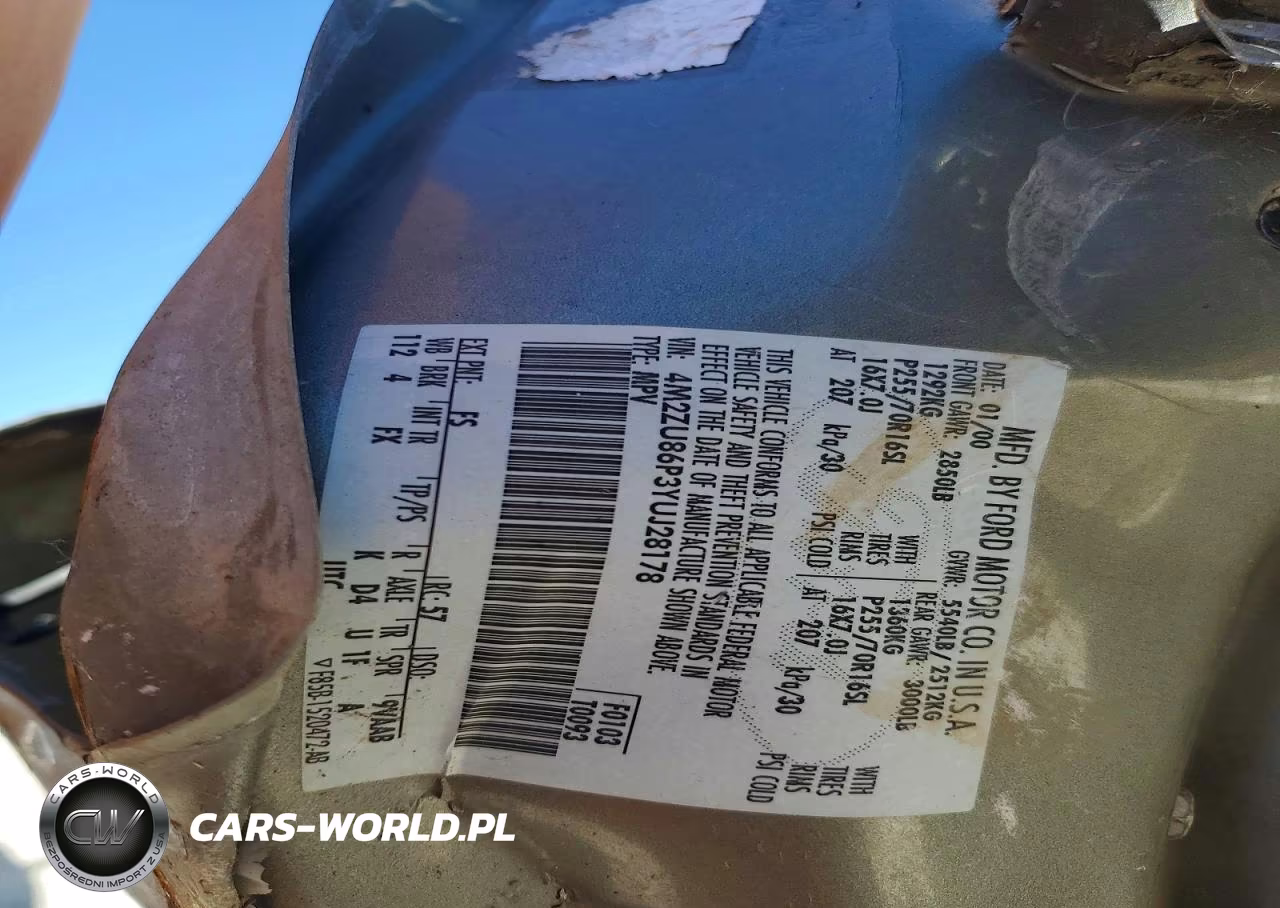 2000 Mercury Mountaineer VIN:4M2ZU86P3YUJ28178 - 13