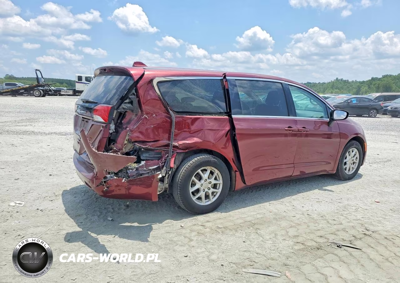 2017 Chrysler Pacifica Lx VIN:2C4RC1CG3HR723162 - 3