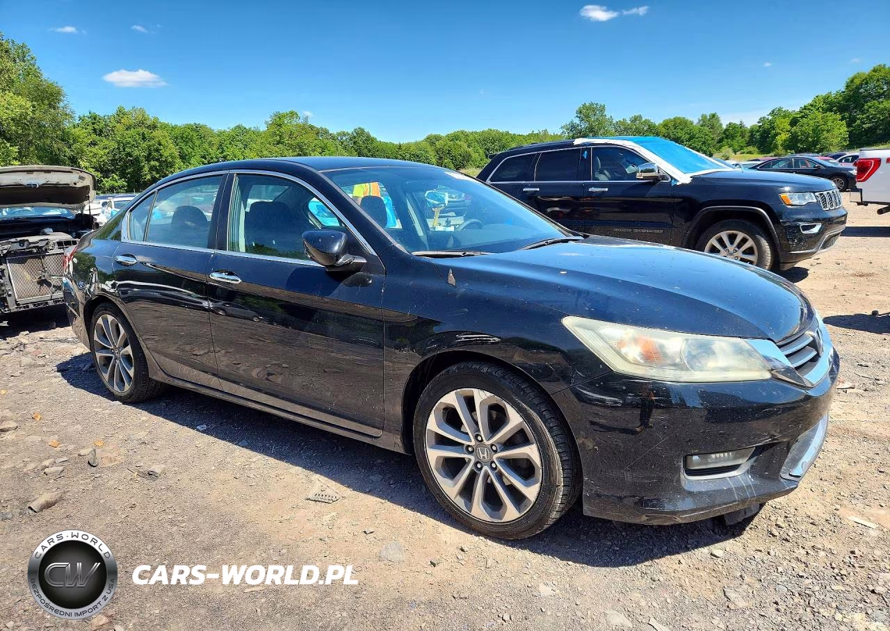 2015 Honda Accord Sport VIN:1HGCR2F50FA002658 - 4
