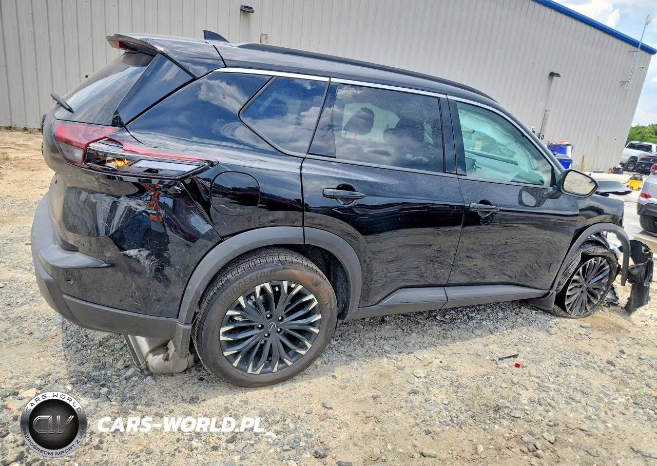 2026 Nissan Rogue Dark Armor VIN:5N1BT3BA5TC813694 - 3