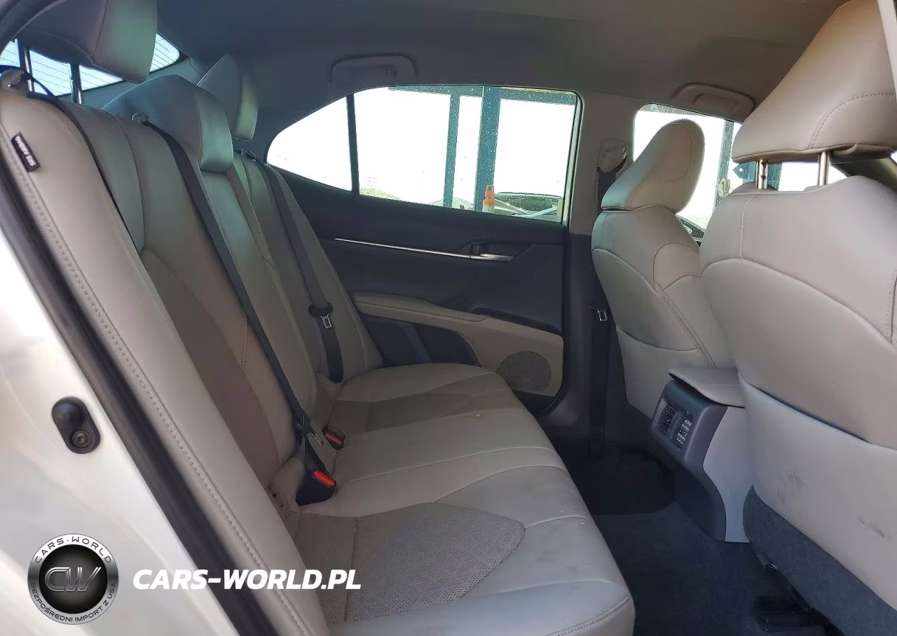 2019 Toyota Camry Xse VIN:4T1B61HKXKU837798 - 10