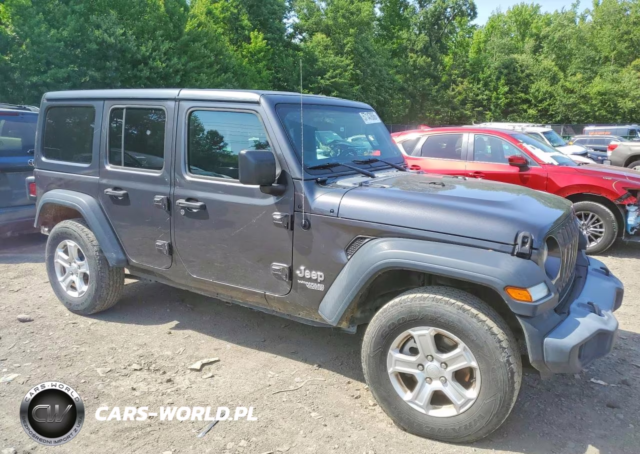 2018 Jeep Wrangler Unlimited Sport VIN:1C4HJXDG7JW124622 - 4
