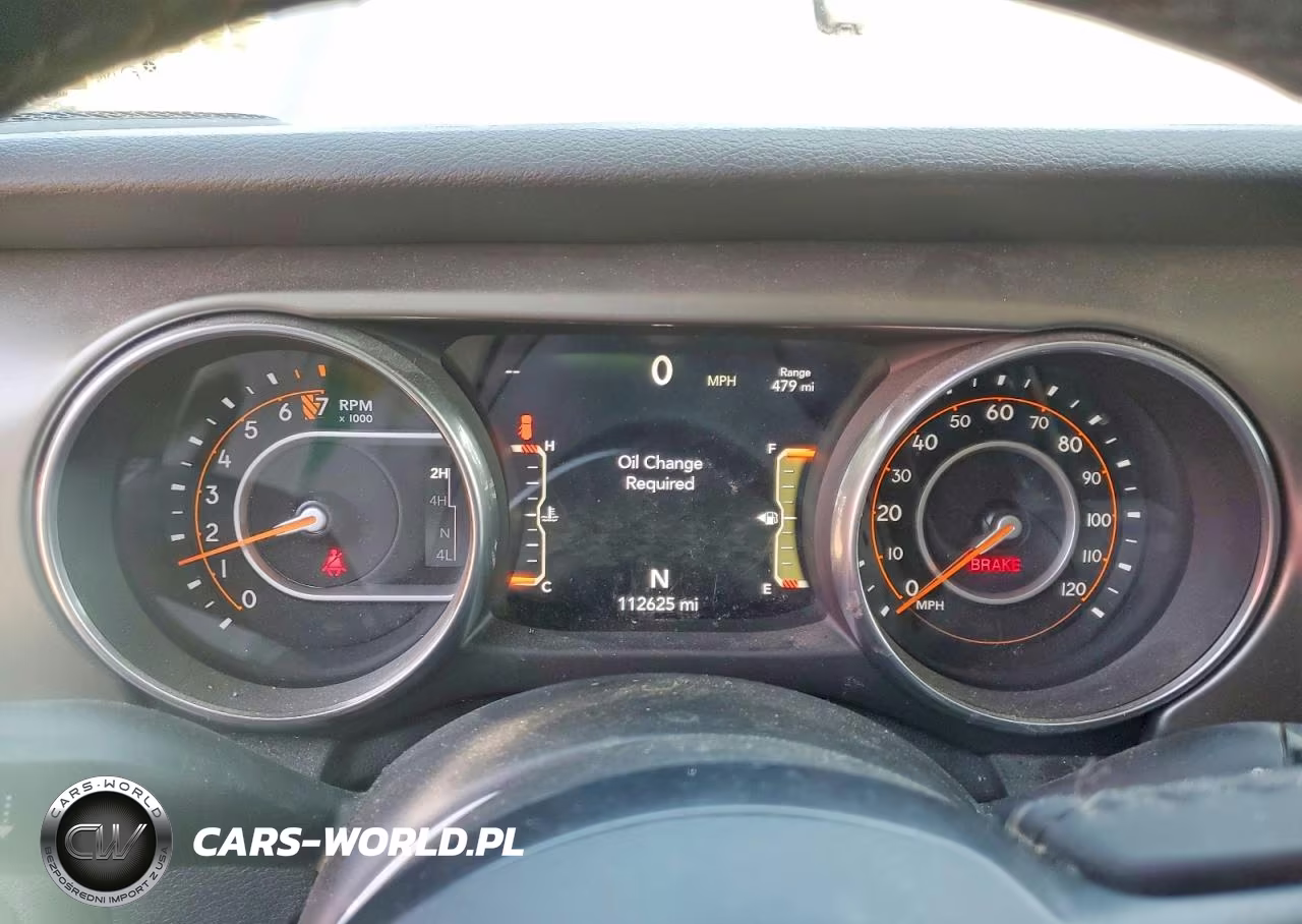 2018 Jeep Wrangler Unlimited Sport VIN:1C4HJXDG7JW124622 - 9