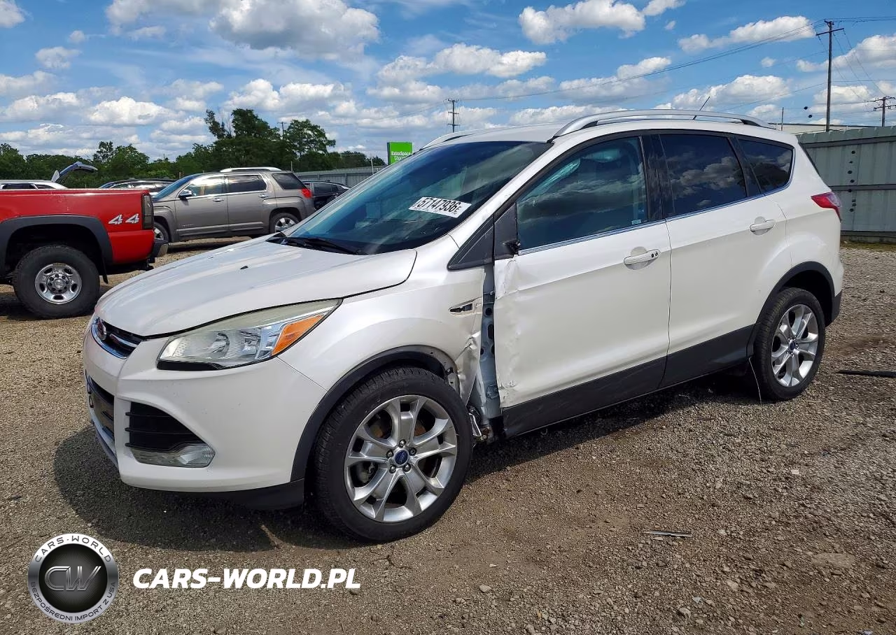 2014 Ford Escape Titanium – zdjęcie 1 z 13