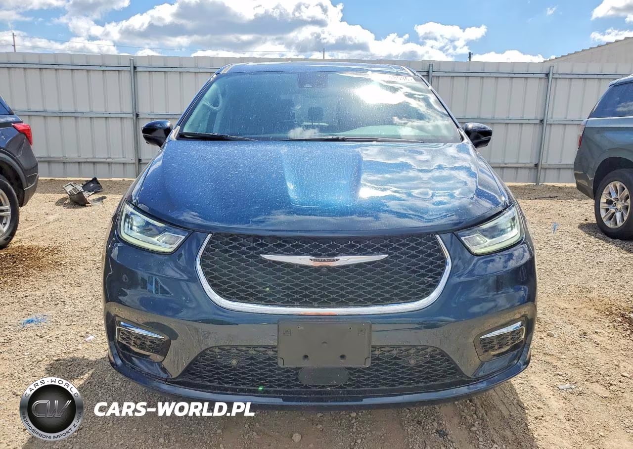2023 Chrysler Pacifica Touring L VIN:2C4RC3BG9PR619111 - 5