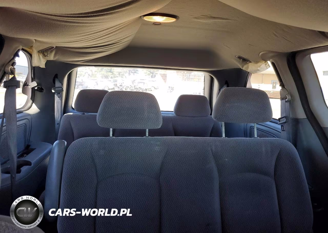 2007 Chrysler Town & Country Lx VIN:1A4GJ45R77B113446 - 10