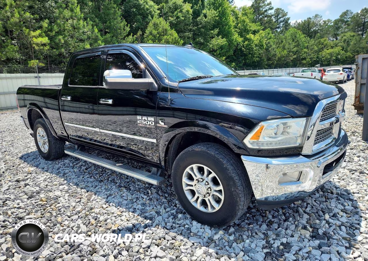 2014 Ram 2500 Laramie VIN:3C6UR4FL0EG295353 - 4