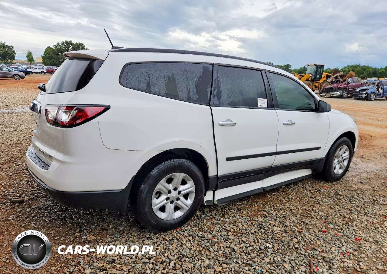 2016 Chevrolet Traverse Ls VIN:1GNKRFED9GJ244688 - 3